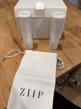 Ziip silver and gold gel